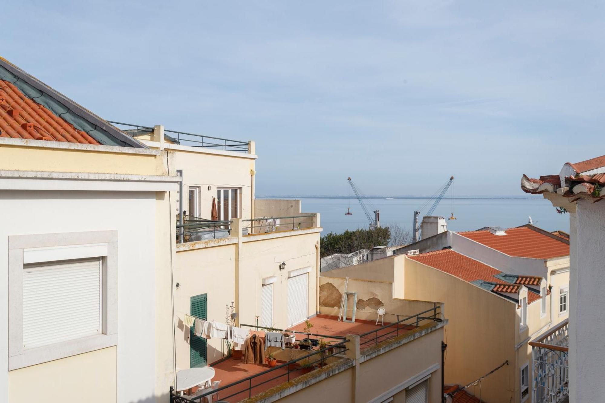 Barbadinhos Apartments In Lisbon Historic Neighborhood Exterior foto